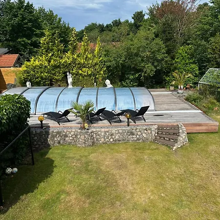 Villa Hyggeligt Med Pool Og Sauna *