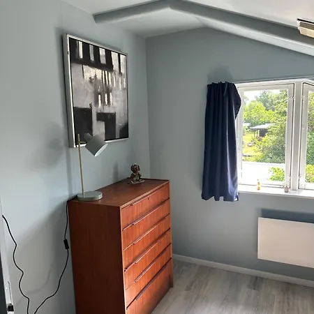 Hyggeligt Med Pool Og Sauna Vejby