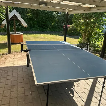 Villa Hyggeligt Med Pool Og Sauna Vejby