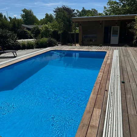 Villa Hyggeligt Med Pool Og Sauna *