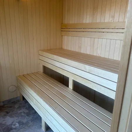 Hyggeligt Med Pool Og Sauna * Vejby
